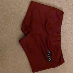 Fleo red shorts